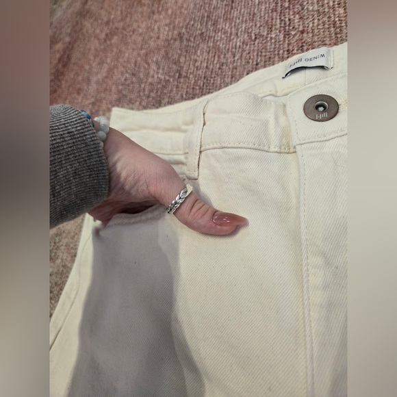 J Jill denim high rise full leg crop in cream size 10 cotton & tencel - Picture 6 of 10